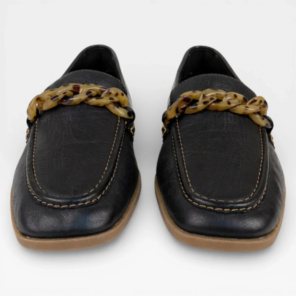 CLARKS Artisan Sarafyna Iris Black Leather Tortoise Chain Loafer Womens Size 8.5